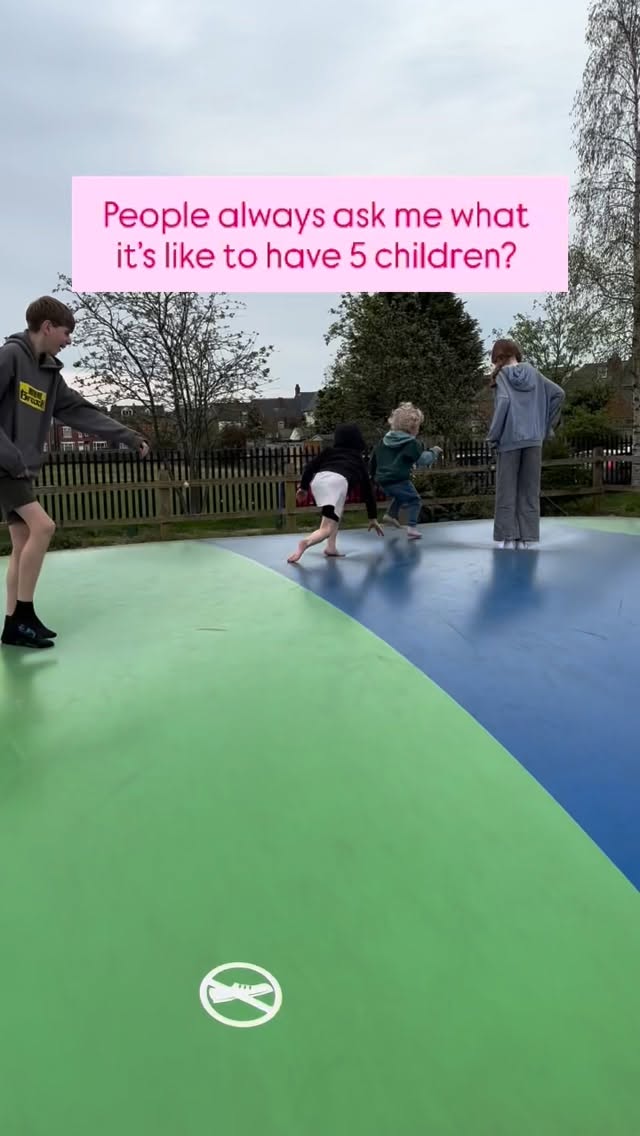 Instagram post from @littlelegswithlauren